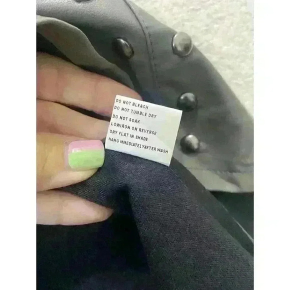 LF Mint Vanilla Dark‎ Grey Faux Leather Studded Mini Skirt Women's Size 8 NWT - Picture 4 of 8